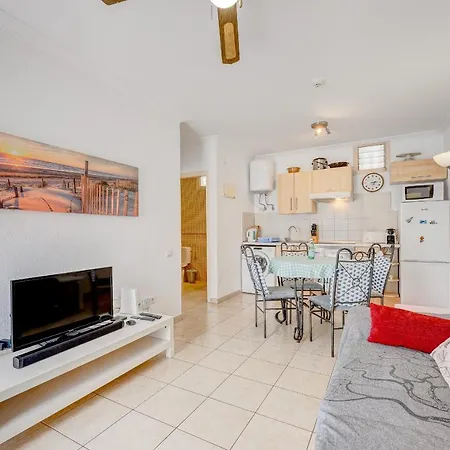 Cristianos Con Terraza Piscina Wifi Appartement *