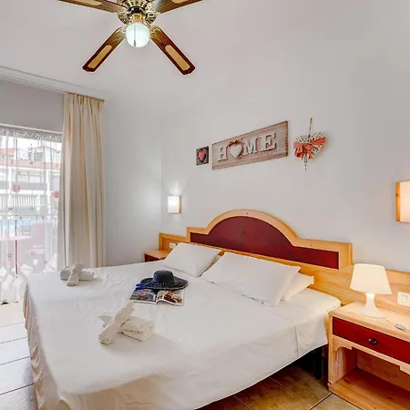 Cristianos Con Terraza Piscina Wifi * 阿罗纳